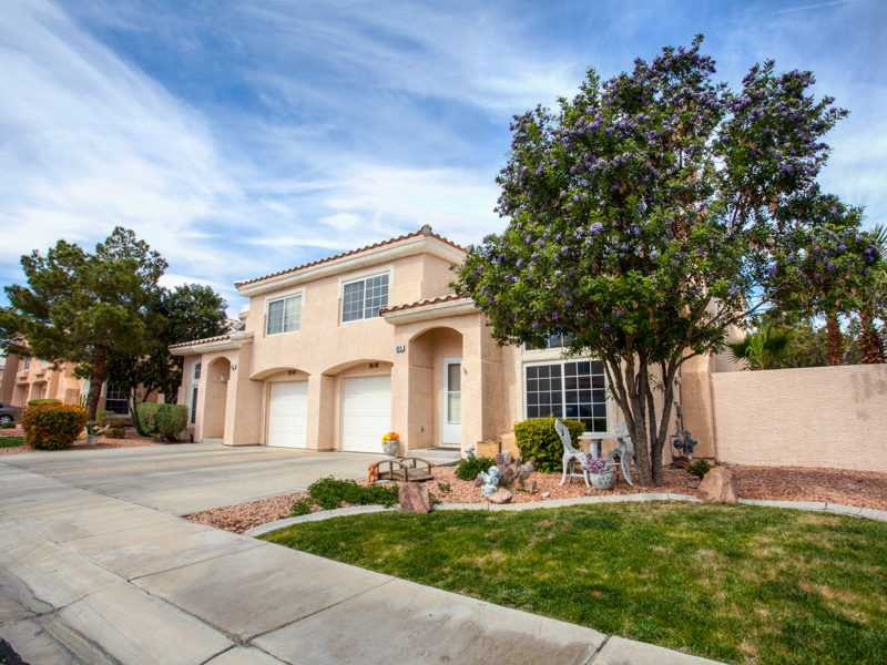 694 Corte Madera Ave, Henderson, NV 89015