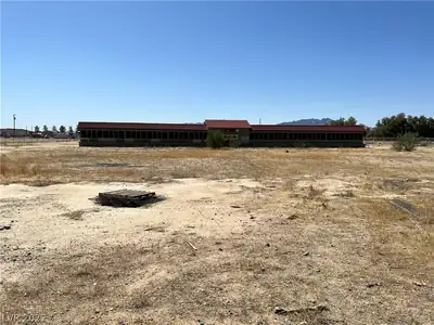 2861 West Mesquite Avenue Pahrump, NV 89060