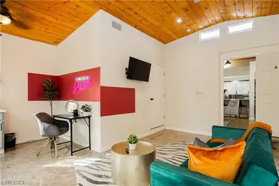 2205 Santa Paula Drive, Las Vegas, NV 89104 