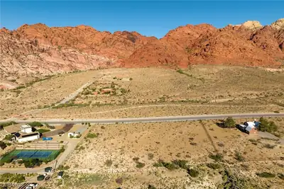 Sandstone Drive 