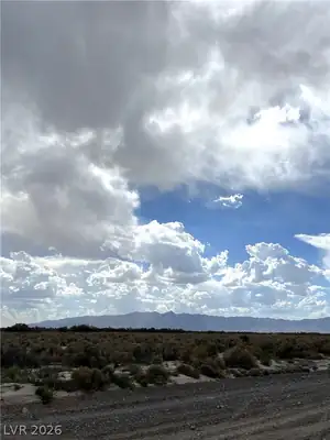 3901 East Gamebird Road Pahrump, NV 89048