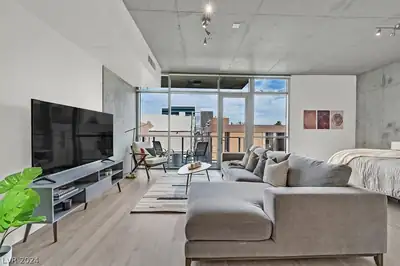353 East Bonneville Avenue 303, Las Vegas