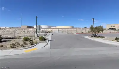 3355 Clayton, North Las Vegas, NV 89032 