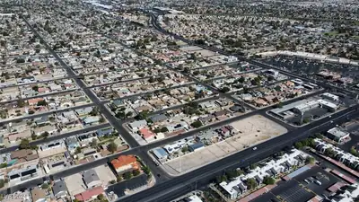 East Sahara Avenue 