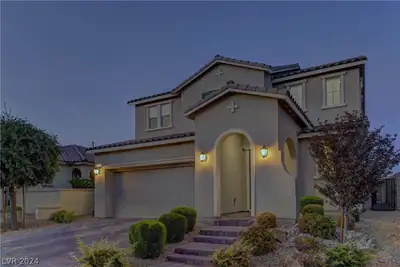 426 Port Reggio Street, Las Vegas, NV 89138 