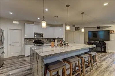 426 Port Reggio Street, Las Vegas, NV 89138 