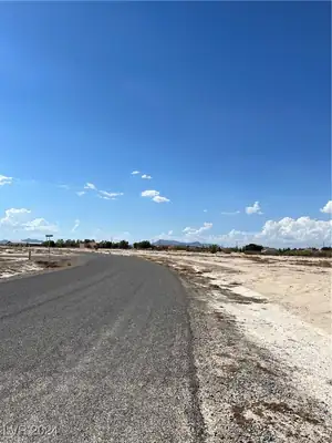 3570 East Falcon Street, Pahrump, NV 89048 