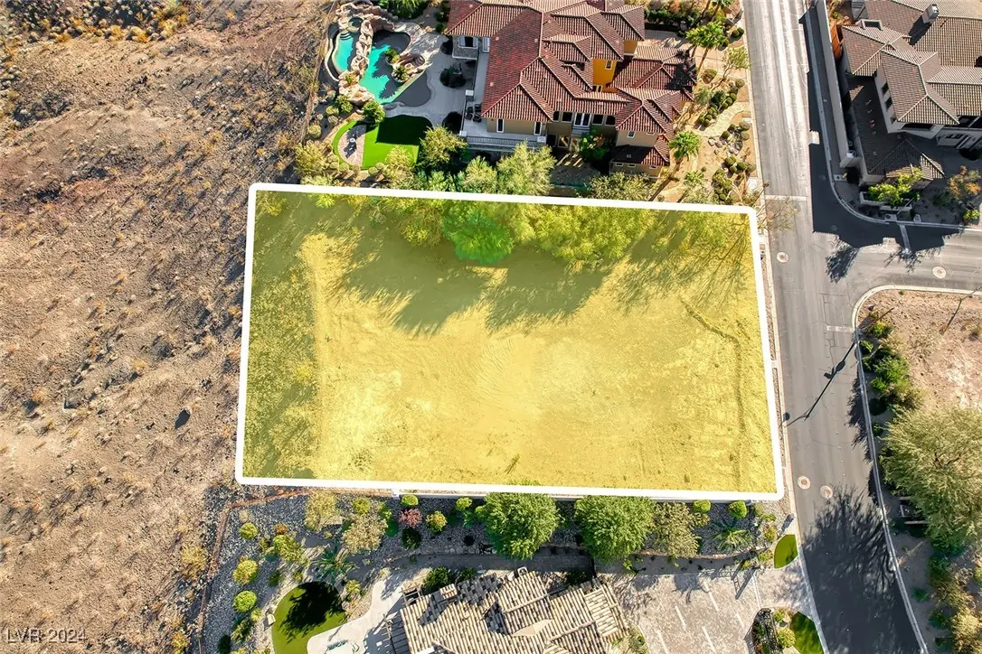 14 Pyrenees Court, Henderson, NV 89011