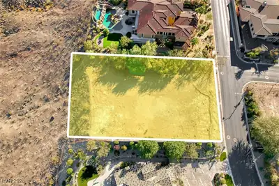 14 Pyrenees Court Henderson, NV 89011