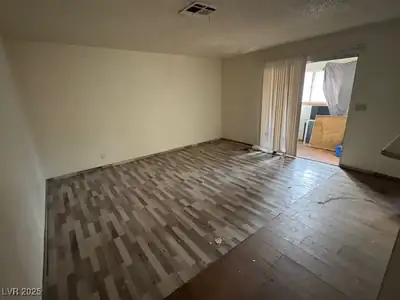 2761 Mountain Vista Street, Las Vegas, NV 89121 Living Room
