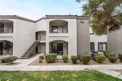 950 Seven Hills Drive 2813 Henderson, NV 89052