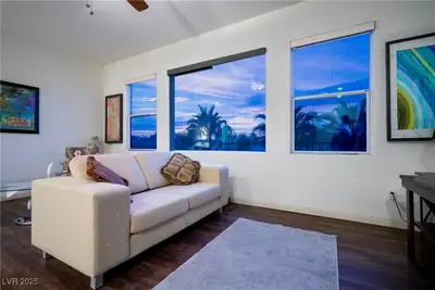359 Hoskins Court, Henderson, NV 89012 Living Room