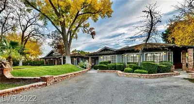2801 Pinto Lane, Las Vegas, NV 89107 