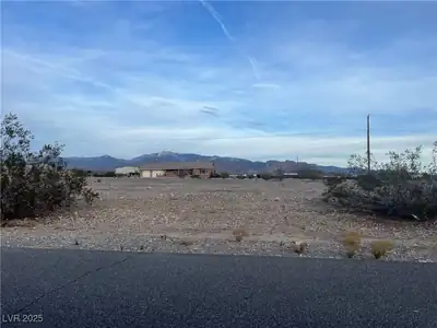 1131 Warehouse Road, Pahrump, NV 89048 Yard