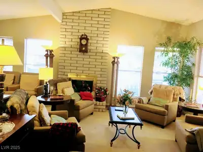 5315 Winston Drive, Las Vegas, NV 89103 Living Room