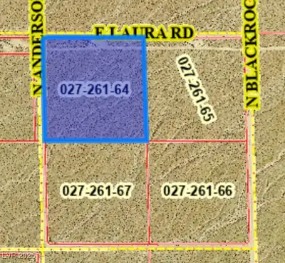 811 East Panther Way, Pahrump