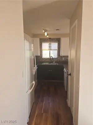 2232 Aspen Mirror Way 204, Laughlin, NV 89029 Kitchen