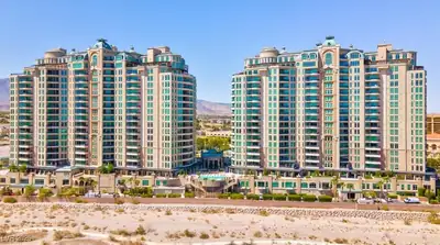 9101 Alta Drive 18 Las Vegas, NV 89145