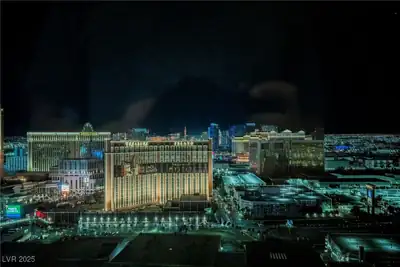 2000 North Fashion Show Drive 4302, Las Vegas, NV 89109 View