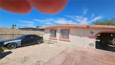 2120 Glider Street, North Las Vegas, NV 89030 Front of Structure