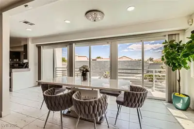 2520 Castlesands Way, Las Vegas, NV 89121 Dining Area