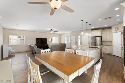 5315 North Fort Apache Road Dining Area