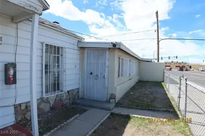 10 East Bonanza Road, Las Vegas