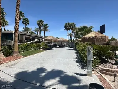 8175 Arville Street 167 Community