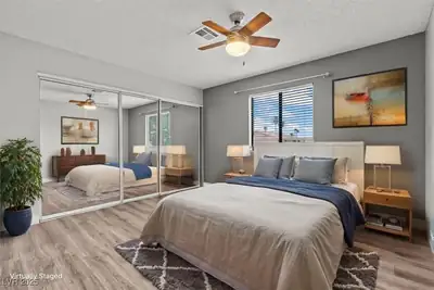 1112 Observation Drive 201 Bedroom