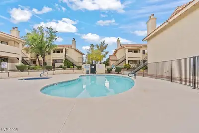 1112 Observation Drive 201 Pool