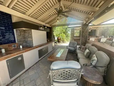 8175 Arville Street 110 Las Vegas, NV 89139