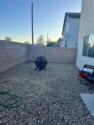 4363 Pittsfield Street, Las Vegas, NV 89115 Yard