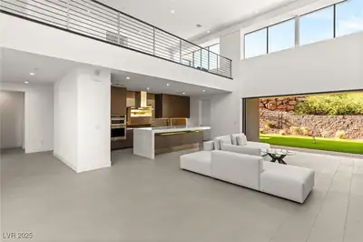21 Highland Cove Lane, Henderson, NV 89011 