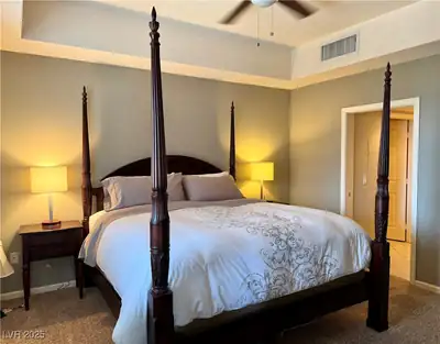 23 East Agate Avenue 403 Primary Bedroom