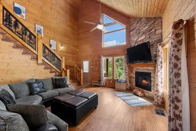 4830 Silver Tip Way, Mount Charleston, NV 89124 Living Room