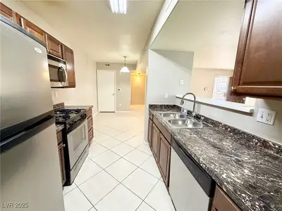 7885 West Flamingo Road 1101 Kitchen