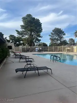 3226 Weber Court, Las Vegas, NV 89121 Pool