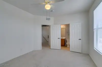5855 Valley Drive 2092 Bedroom