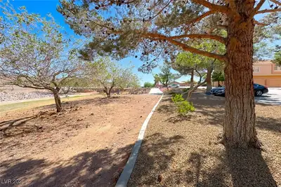 105 Lighthouse Drive 105 Yard