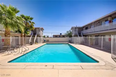 304 Orland Street 47 Pool