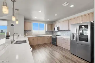 8255 Las Vegas Boulevard 722 Kitchen