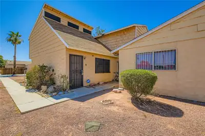 5125 Gray Lane B, Las Vegas