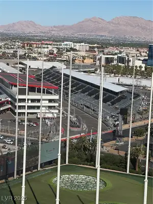 135 East Harmon Avenue 2002 & 2004, Las Vegas