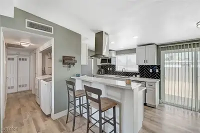 1424 Teton Street, Las Vegas, NV 89101 Kitchen