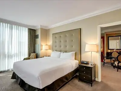 125 East Harmon Avenue 220 Bedroom