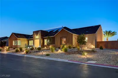 7590 Sky Horse Avenue, Las Vegas, NV 89113 Front of Structure
