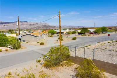 5881 Reno Lane Community