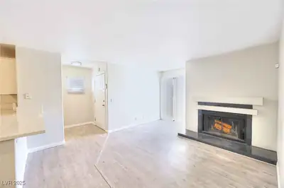 2966 Juniper Hills Boulevard 204, Las Vegas, NV 89142 Living Room