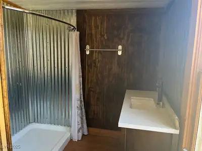 901 East Myers Avenue Bathroom