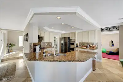 1486 Powder Horn Drive, Henderson, NV 89014 Kitchen